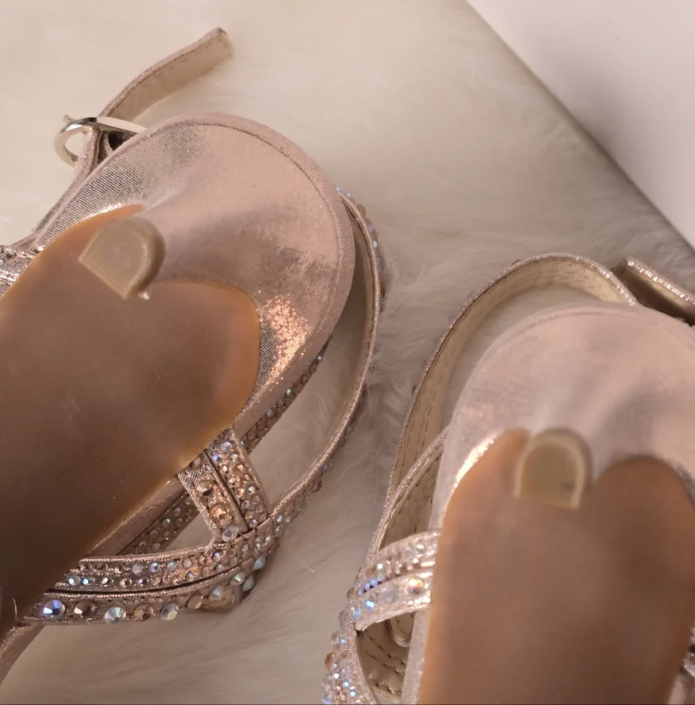 Alex Marie Women's Rose Gold Embellished Heels Size 8 1/2 - Picture 11 of 15